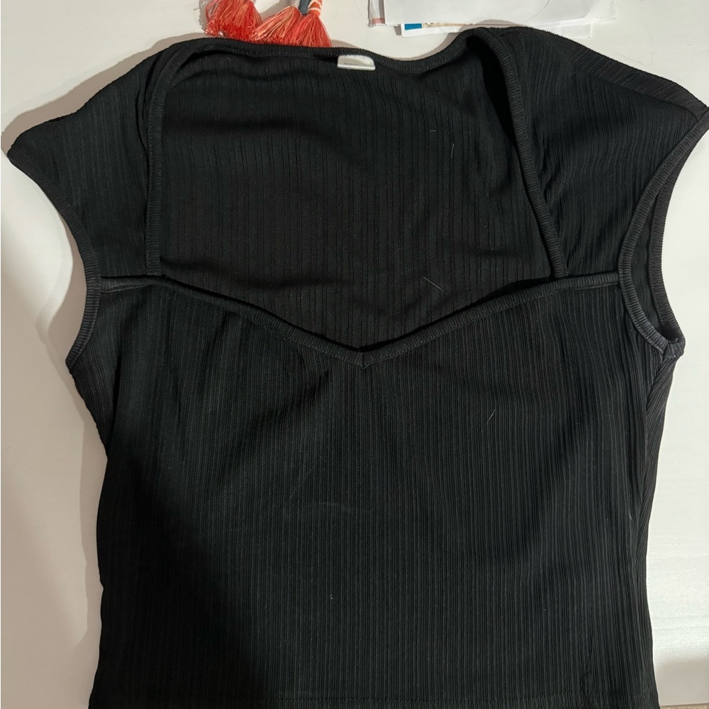 black going out top